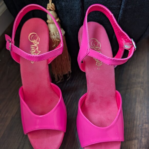 Sky High Neon Pink UV Pleasers - Picture 2 of 8